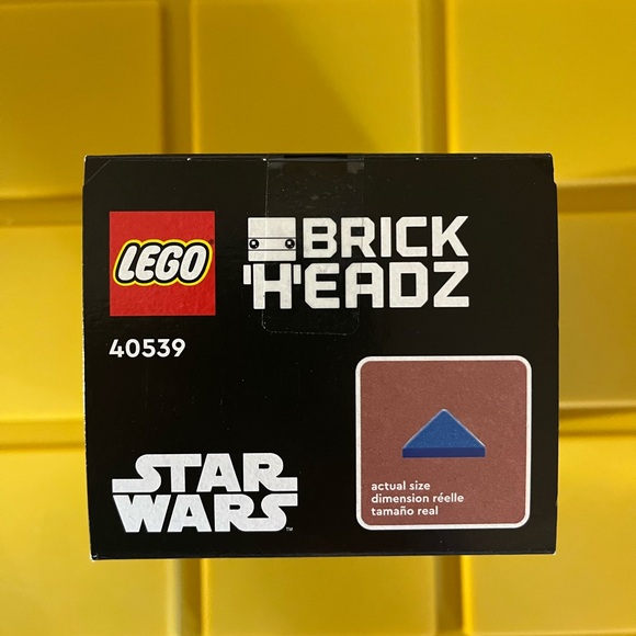 LEGO BRICKHEADZ: Ahsoka Tano (40539) NEW UNOPENED *Retired LEGO Set* - Picture 6 of 6
